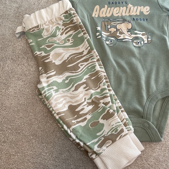 BNWT carters outfit - Picture 4 of 4